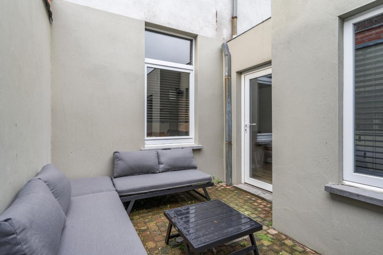 Cosy, Furnished & Renovated Flat With Outside Lounge Lägenhet Gent Exteriör bild